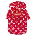 ブランド LV ルイヴィトン Supreme コラボ ペット服 犬服 猫の服 パーカー フード付き 犬用スウェットシャツ 猫のコート コットン製 ドッグウェア 春秋服 ファッション 英字柄 かわいい 柔らかい 着心地よい 小中型犬服 猫服 脱毛保護 お散歩 お出かけ XS~2XL 激安