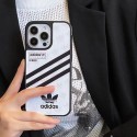 Adidas アディダスブランドiphone 14 plus 15 pro maxケースハイブランド アイフォン15 14+ 13 pro max レディースメンズ激安韓国風セレブ愛用 iphone 15 アイフォン 15 14 13pro maxケース ジャケットスマホケース コピーセレブ愛用全機種対応ハイブランドケース パロディ