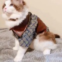 ブランド GG ペットウェア 猫ウェア ジャケット 猫 洋服 かっこいい 犬のコート 春秋向け 犬服 お出かけ服 脱毛保護 gg柄 ファッション 高品質 ネコ服 デニムシャツ 耐久性 ボタン式 着脱簡単