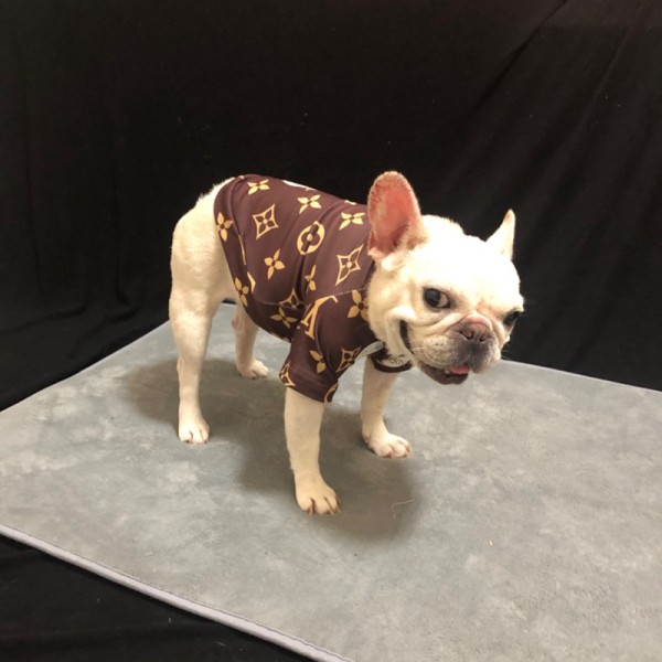 ルイヴィトン 犬のトレーナーシャツ ブランドペット服 Tシャツ LOUIS VUITTON 犬 洋服  大中型ペット服 コットン 春秋ウェア  パーカー 柔らか 部屋着 プリント柄 かわいい 通気性 暖かDOG 半袖 M~3XL