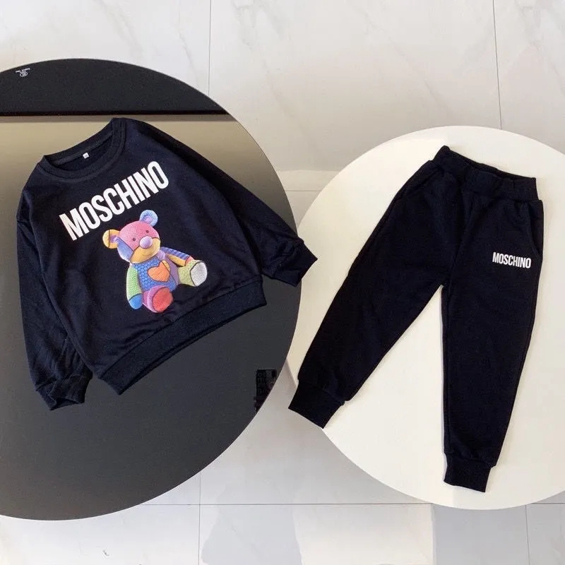  moschinoキッズ上下セット トレーナー 長袖 ボーイカジュアルスウェット